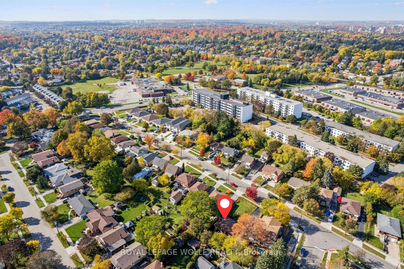 Photo 37 of 465 Karn Street, Kitchener, Victoria Hills — HOMEH