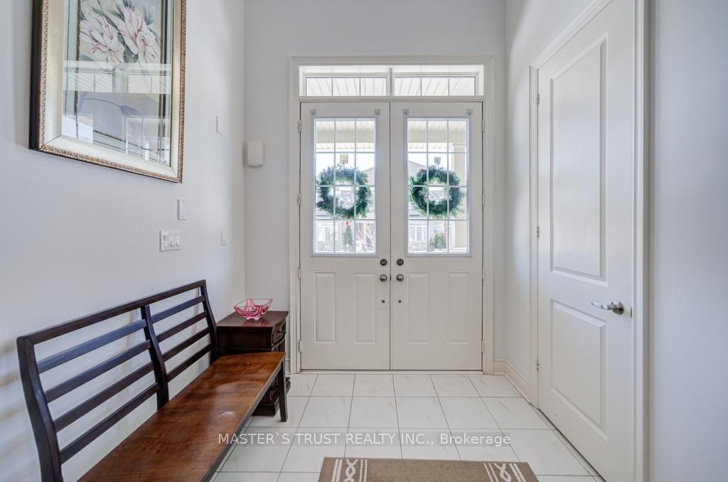 Photo 6 of 57 Tupling Street, Bradford West Gwillimbury, Bradford — HOMEH