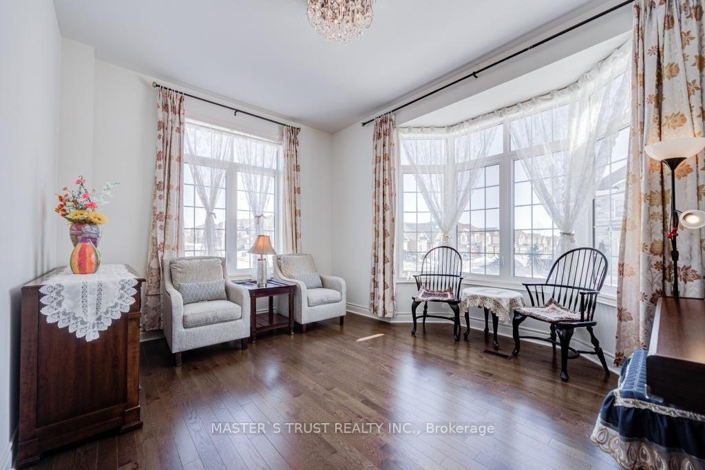 Photo 9 of 57 Tupling Street, Bradford West Gwillimbury, Bradford — HOMEH