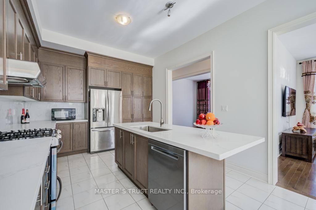 Photo 20 of 57 Tupling Street, Bradford West Gwillimbury, Bradford — HOMEH