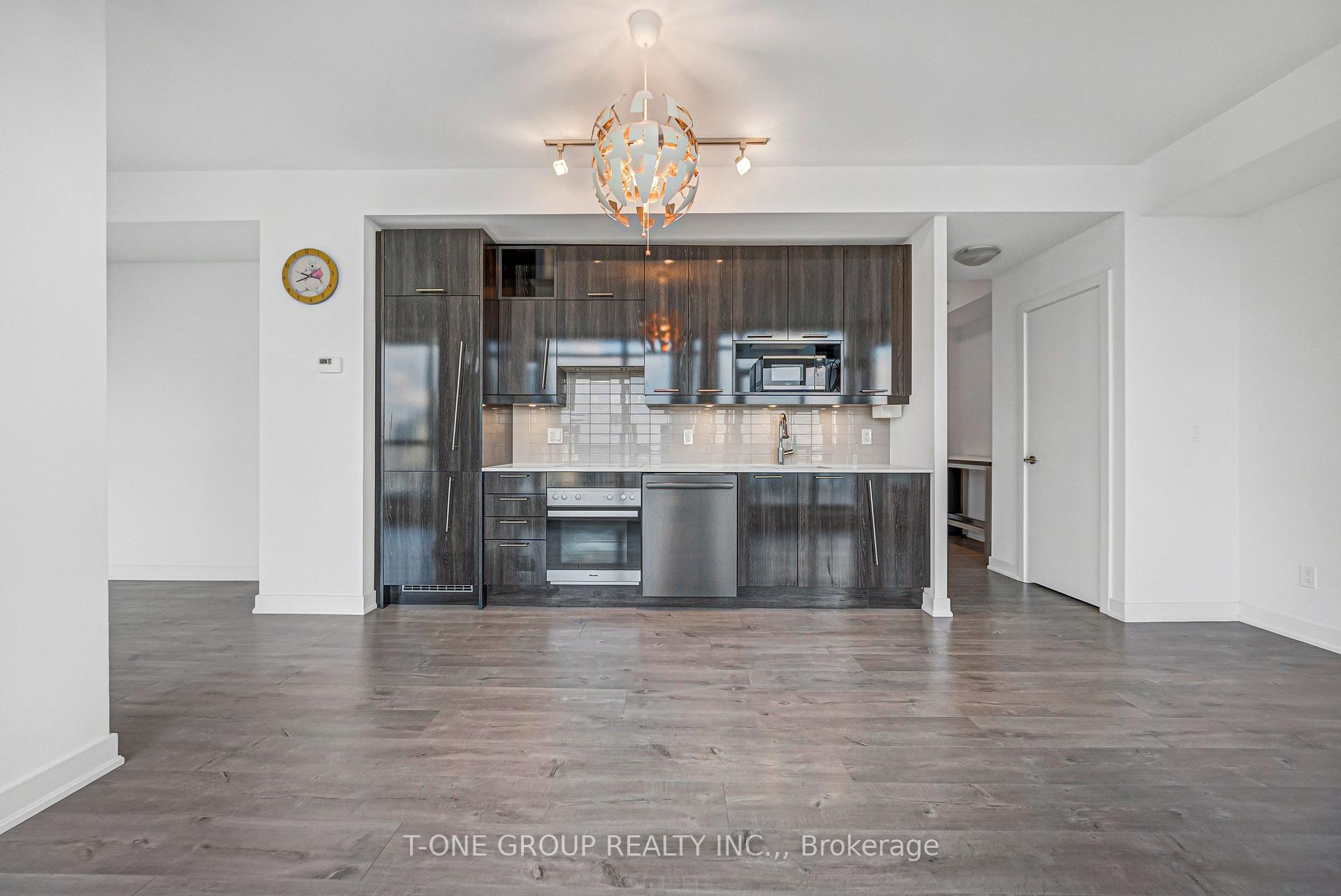 Photo 6 of Unit 3901, 30 Nelson Street, Toronto, Waterfront Communities — HOMEH