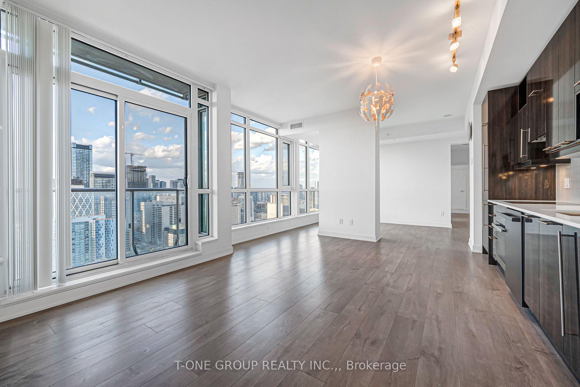 Photo 17 of Unit 3901, 30 Nelson Street, Toronto, Waterfront Communities — HOMEH