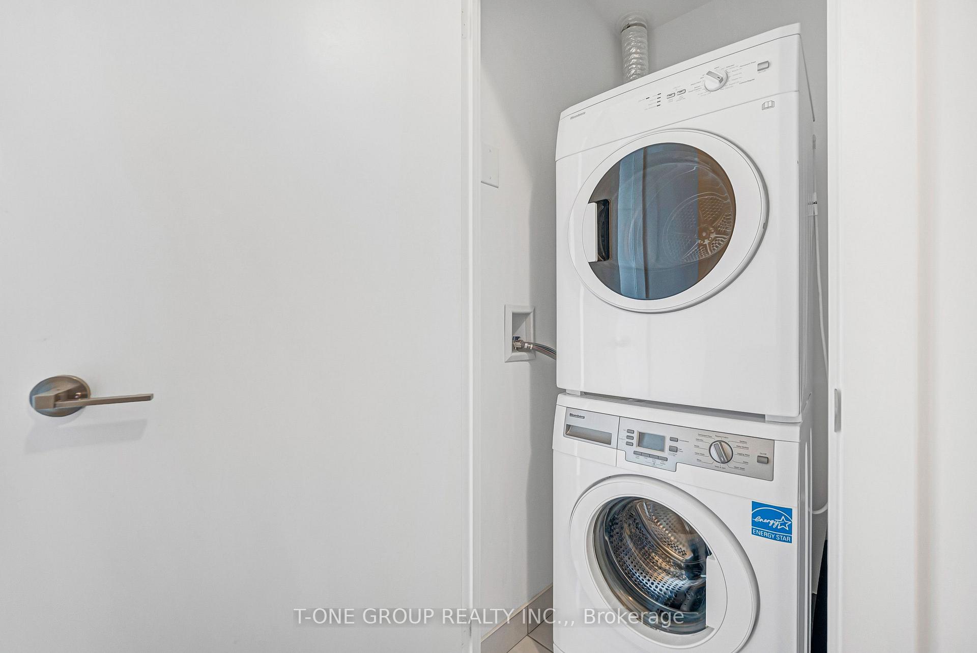 Photo 18 of Unit 3901, 30 Nelson Street, Toronto, Waterfront Communities — HOMEH