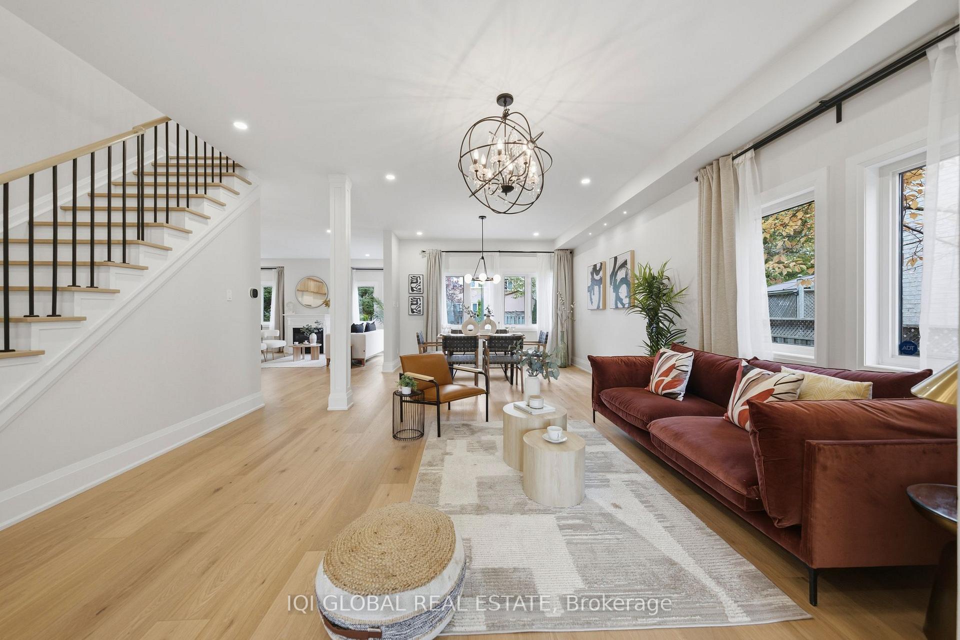 Photo 6 of 505 Ravineview Way, Oakville, Wedgewood Creek — HOMEH