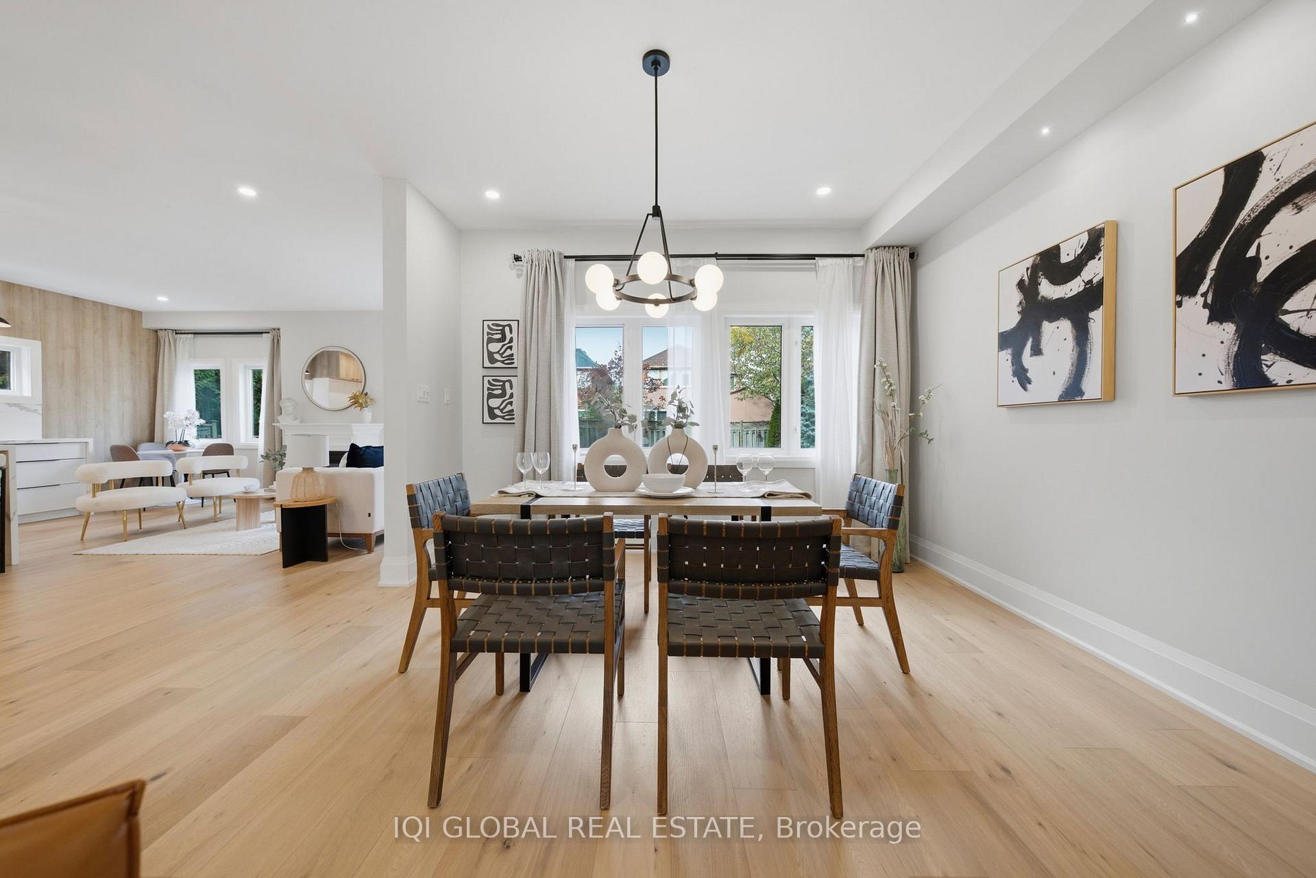 Photo 12 of 505 Ravineview Way, Oakville, Wedgewood Creek — HOMEH