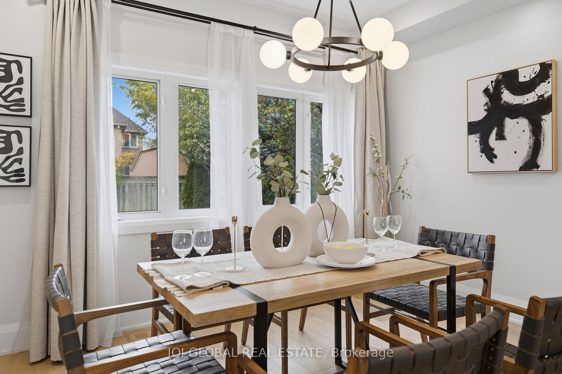 Photo 13 of 505 Ravineview Way, Oakville, Wedgewood Creek — HOMEH