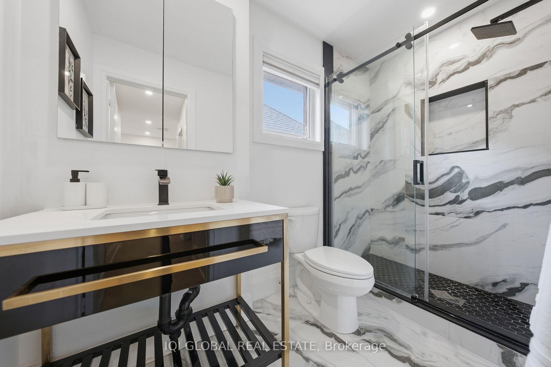 Photo 39 of 505 Ravineview Way, Oakville, Wedgewood Creek — HOMEH