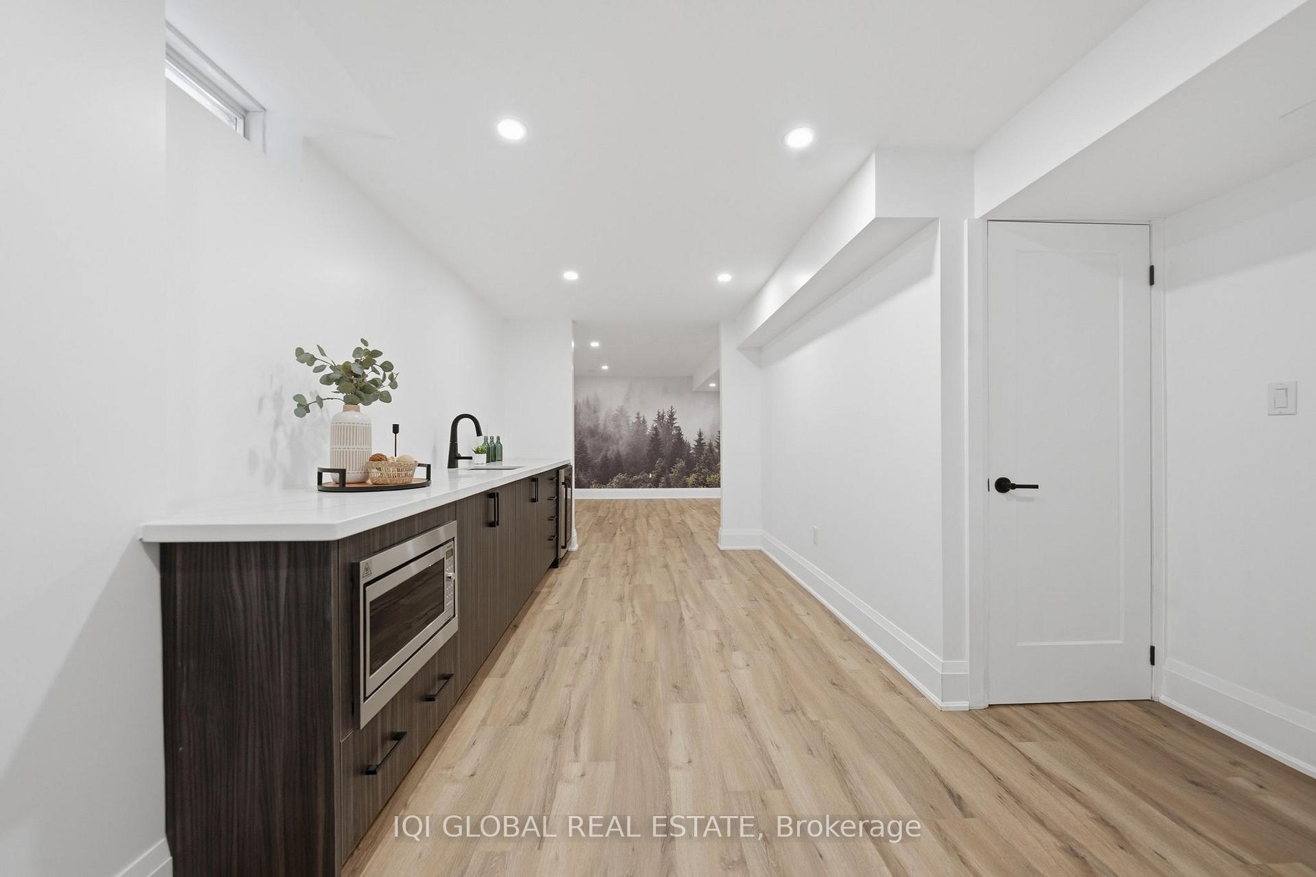 Photo 43 of 505 Ravineview Way, Oakville, Wedgewood Creek — HOMEH