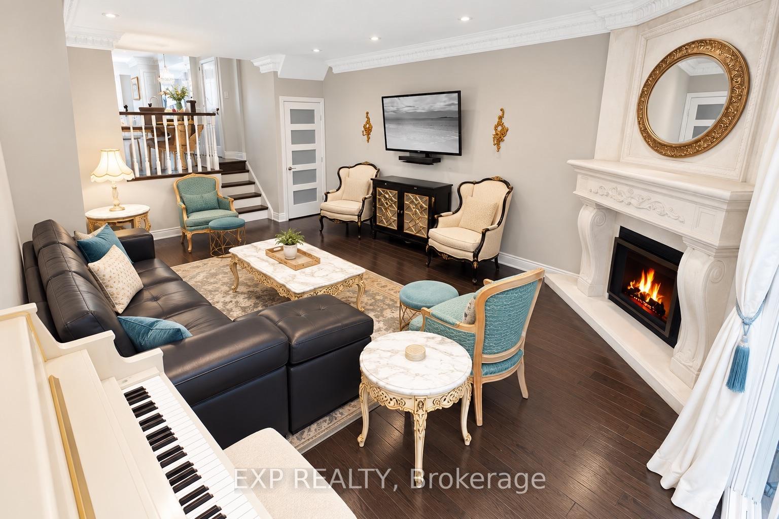Photo 3 of Unit Main, 321 Mutual Street, Toronto, Church-Yonge Corridor — HOMEH