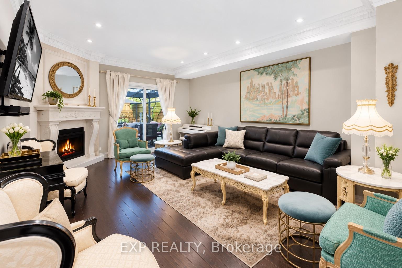 Photo 5 of Unit Main, 321 Mutual Street, Toronto, Church-Yonge Corridor — HOMEH