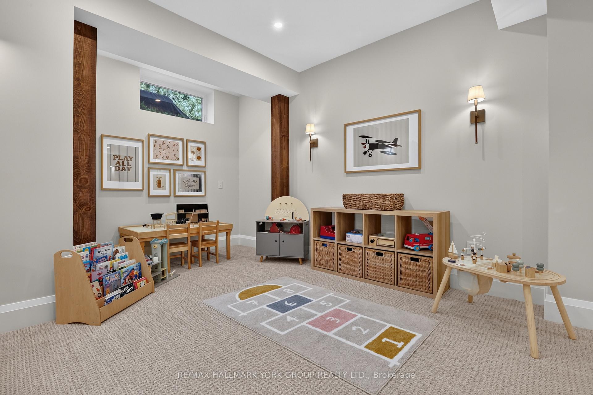 Photo 15 of 13 Newton Reed Crescent, Uxbridge, Rural Uxbridge — HOMEH