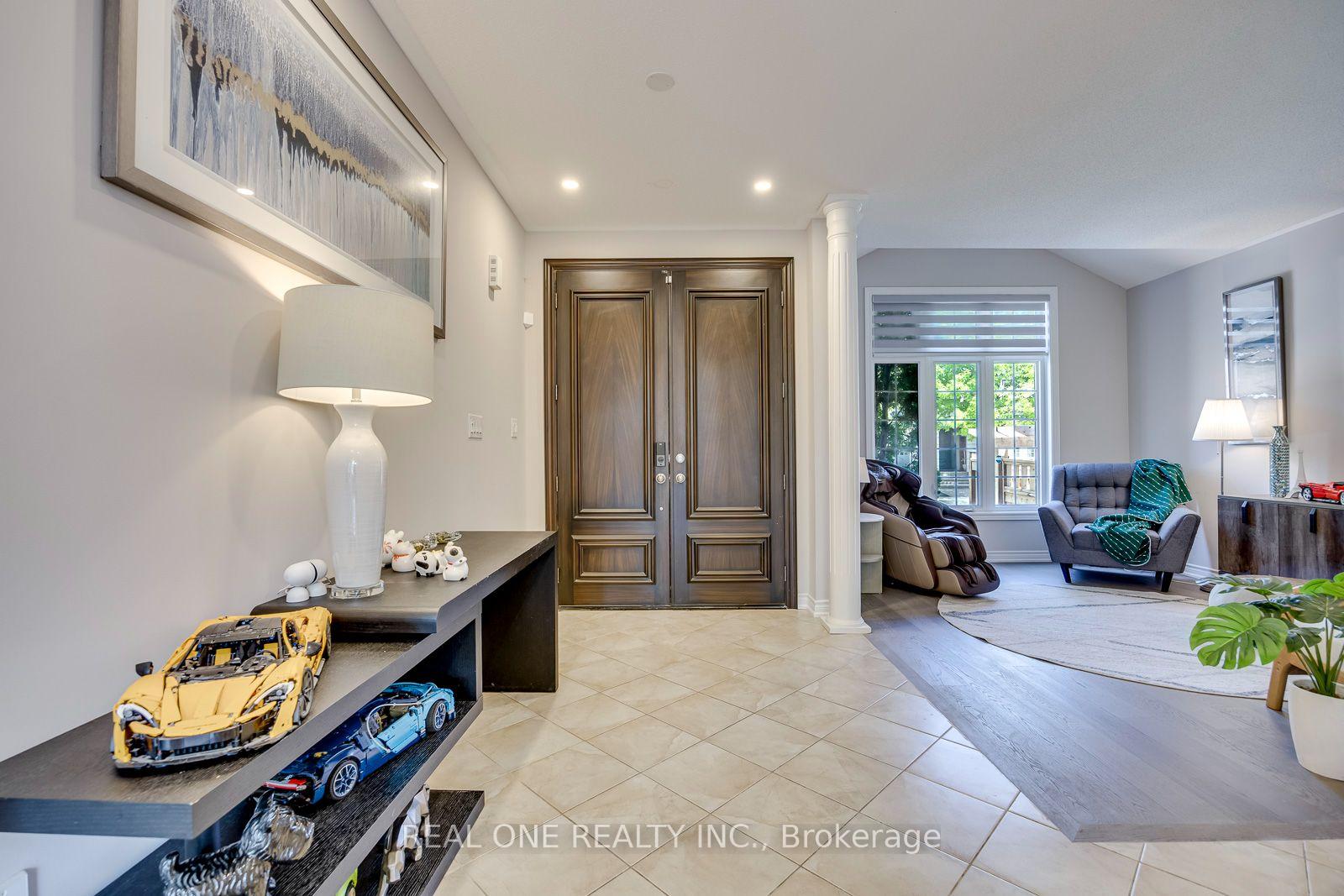 Photo 3 of 238 Nautical Boulevard, Oakville, Bronte — HOMEH