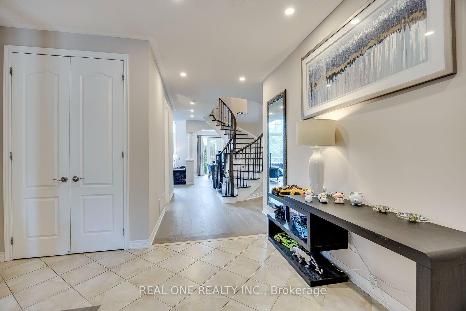 Photo 6 of 238 Nautical Boulevard, Oakville, Bronte — HOMEH