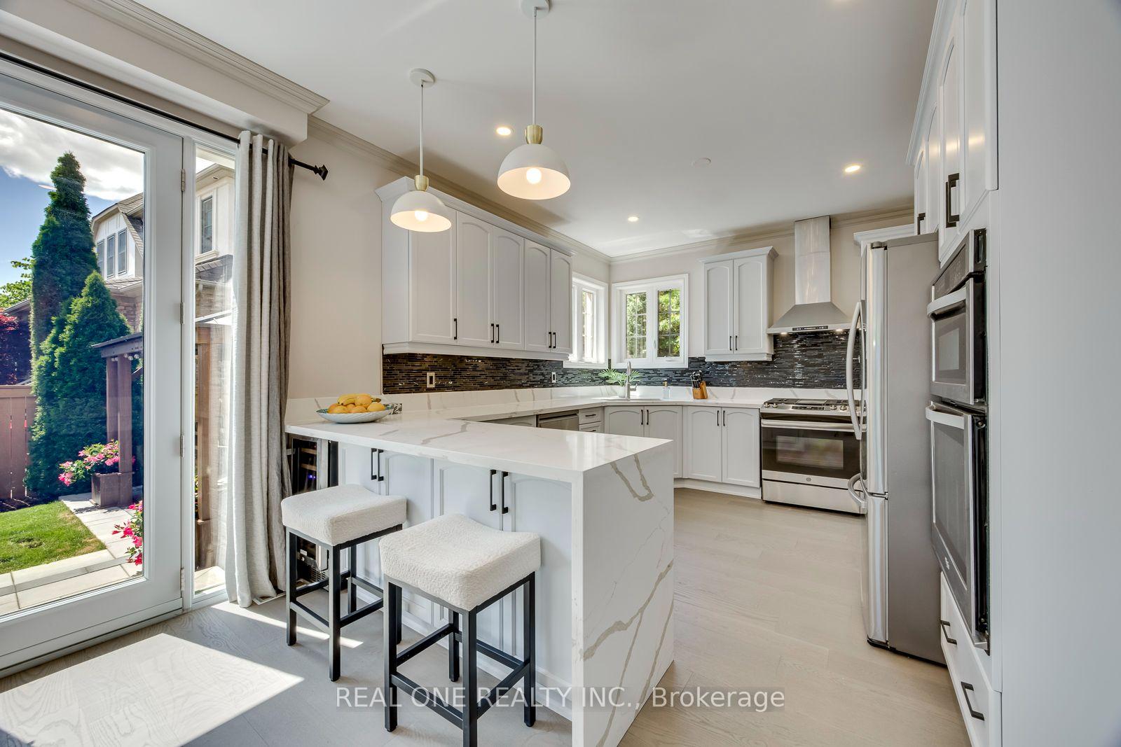 Photo 8 of 238 Nautical Boulevard, Oakville, Bronte — HOMEH