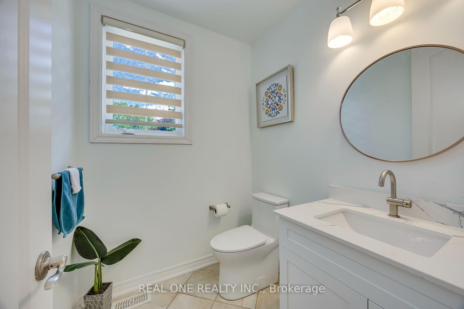 Photo 15 of 238 Nautical Boulevard, Oakville, Bronte — HOMEH