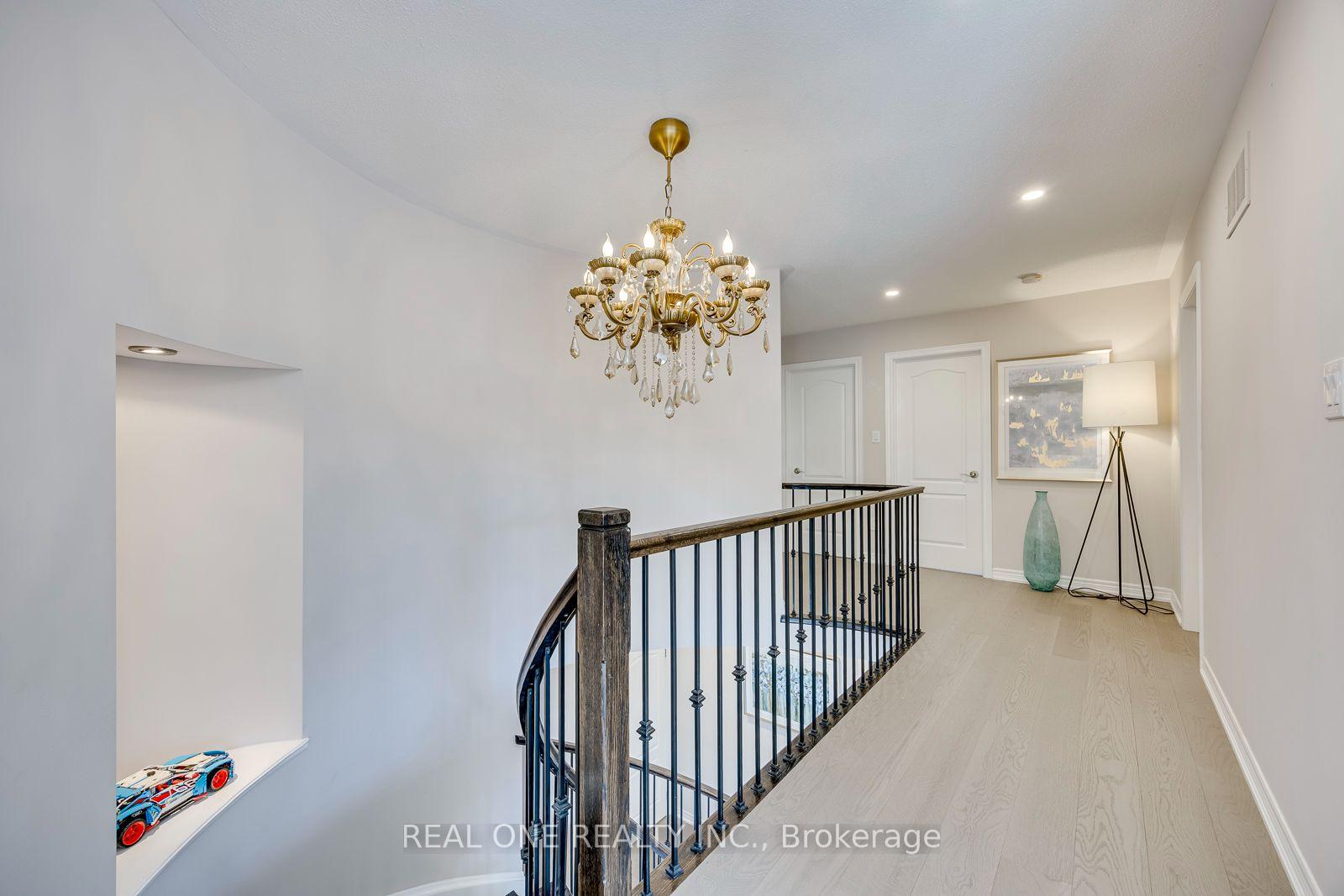 Photo 17 of 238 Nautical Boulevard, Oakville, Bronte — HOMEH