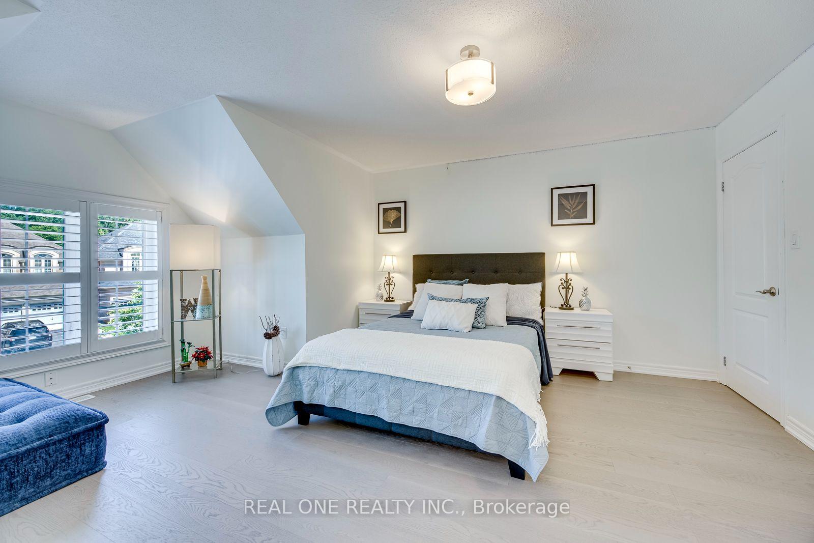 Photo 22 of 238 Nautical Boulevard, Oakville, Bronte — HOMEH