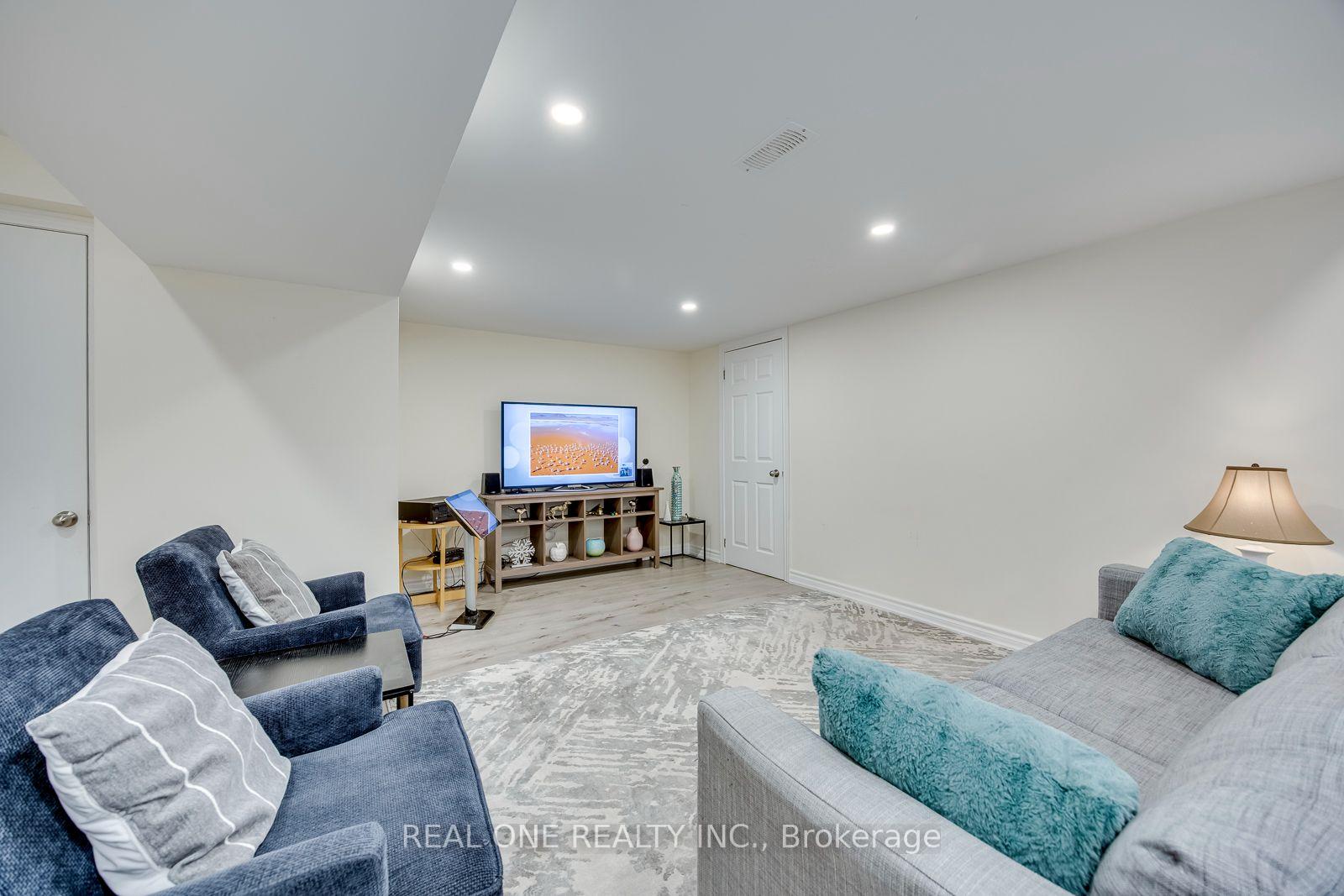 Photo 28 of 238 Nautical Boulevard, Oakville, Bronte — HOMEH