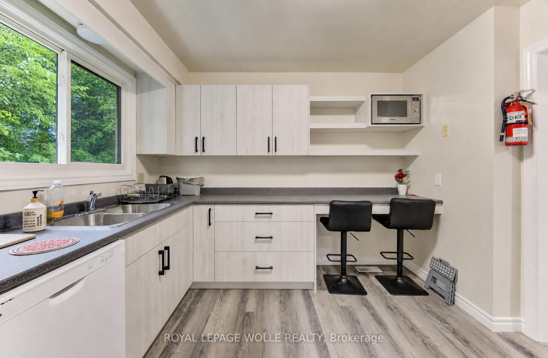 Photo 12 of 113 Churchill Street, Waterloo, Maple Hills — HOMEH