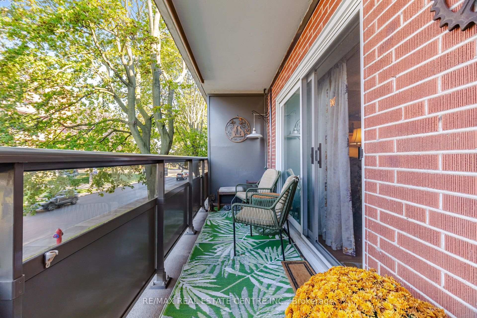 Photo 12 of Unit 204, 11 Woodman Drive S, Hamilton, Corman — HOMEH