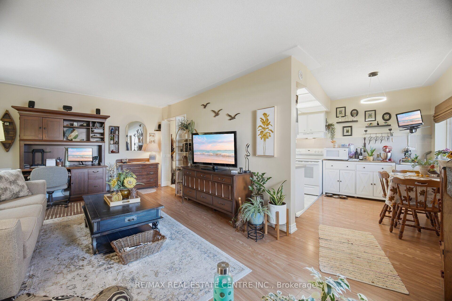 Photo 24 of Unit 204, 11 Woodman Drive S, Hamilton, Corman — HOMEH