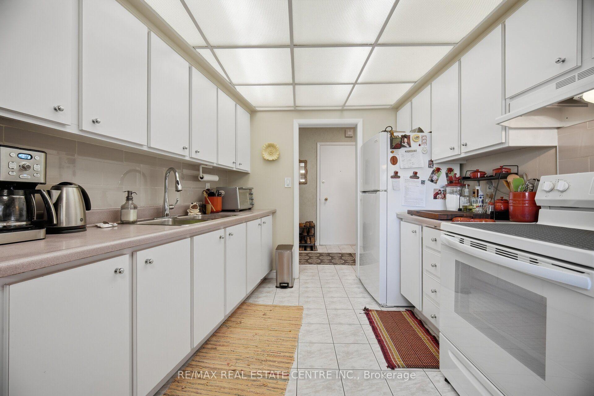 Photo 28 of Unit 204, 11 Woodman Drive S, Hamilton, Corman — HOMEH