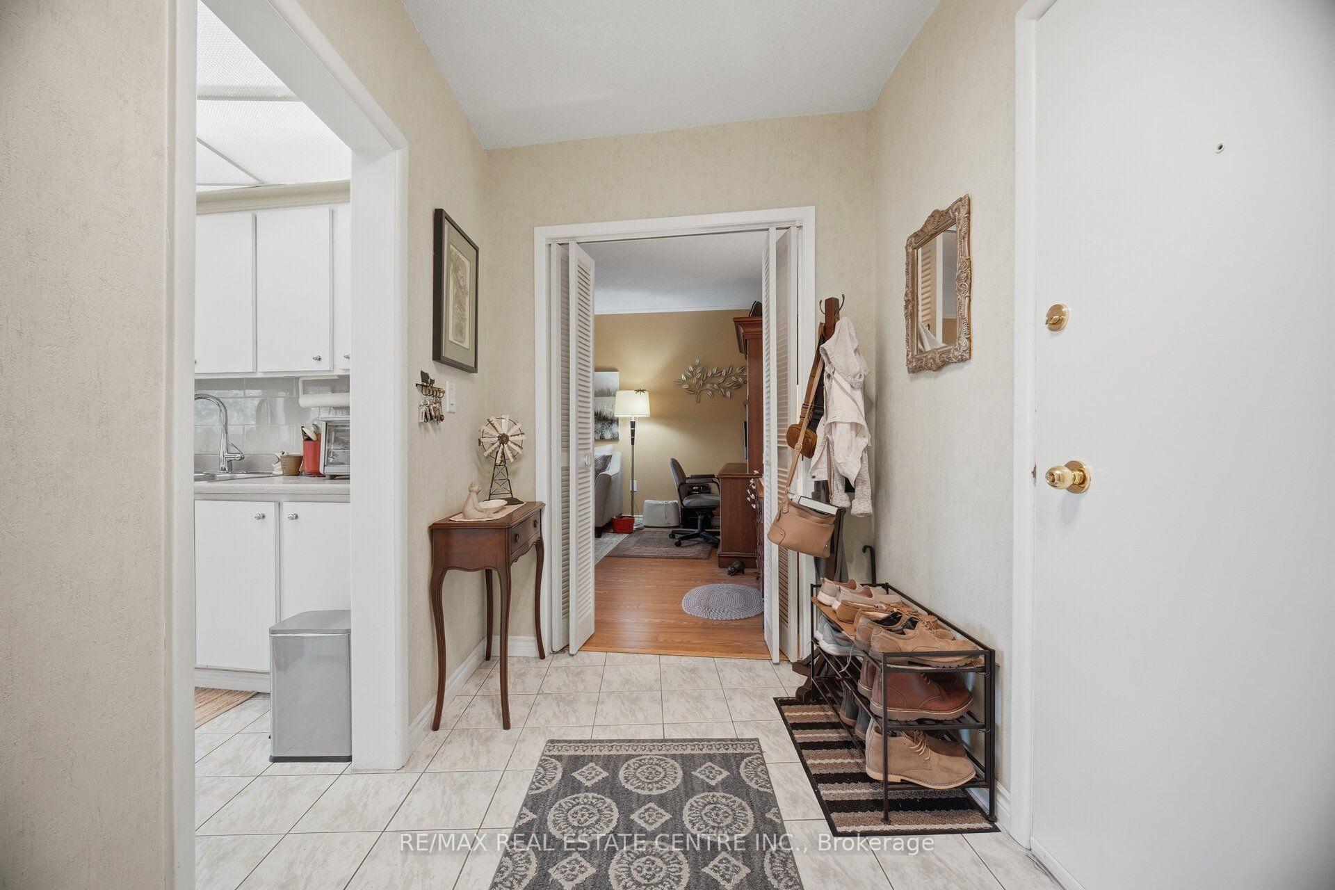 Photo 30 of Unit 204, 11 Woodman Drive S, Hamilton, Corman — HOMEH