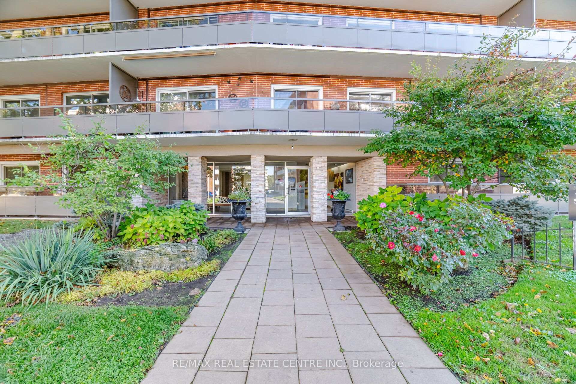 Photo 34 of Unit 204, 11 Woodman Drive S, Hamilton, Corman — HOMEH