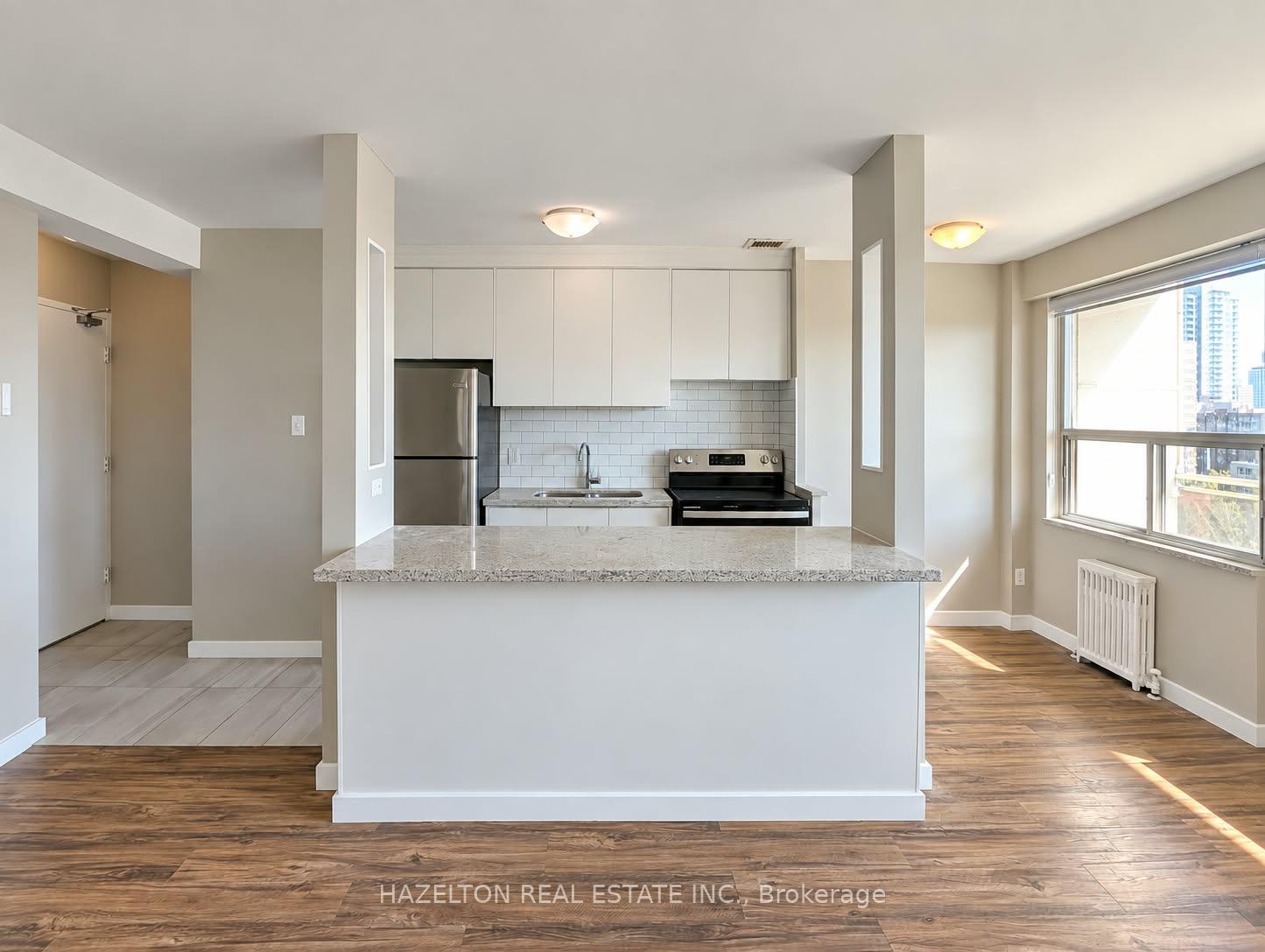 Photo 2 of Unit 809, 206 St George Street, Toronto, The Annex — HOMEH