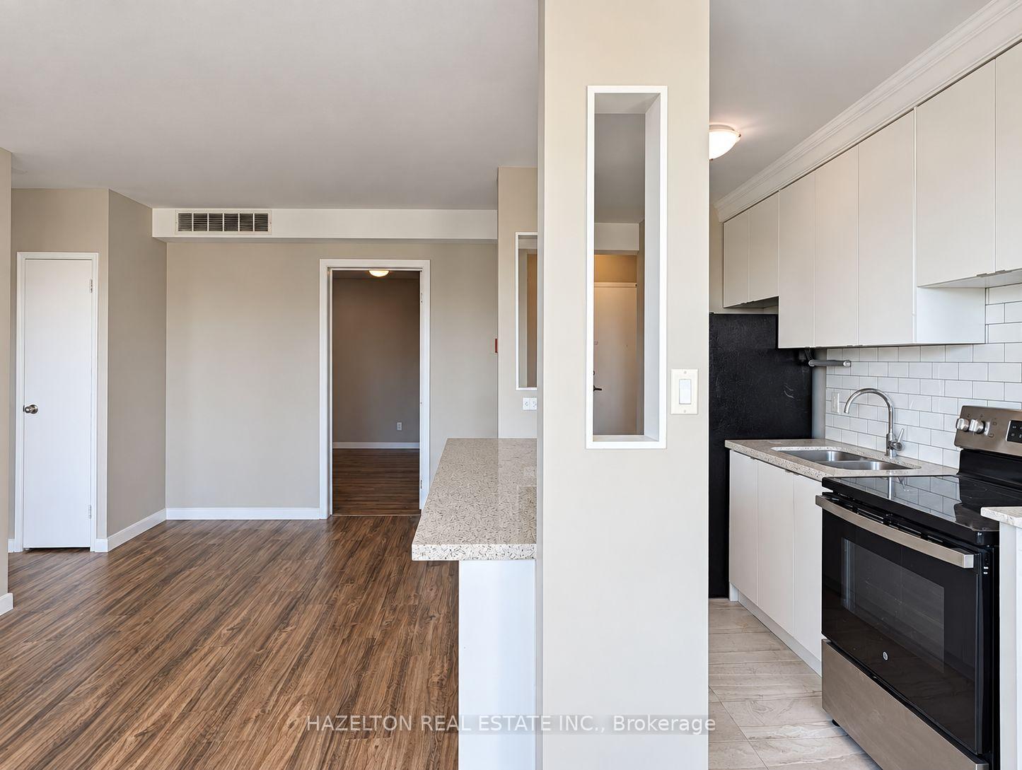 Photo 4 of Unit 809, 206 St George Street, Toronto, The Annex — HOMEH