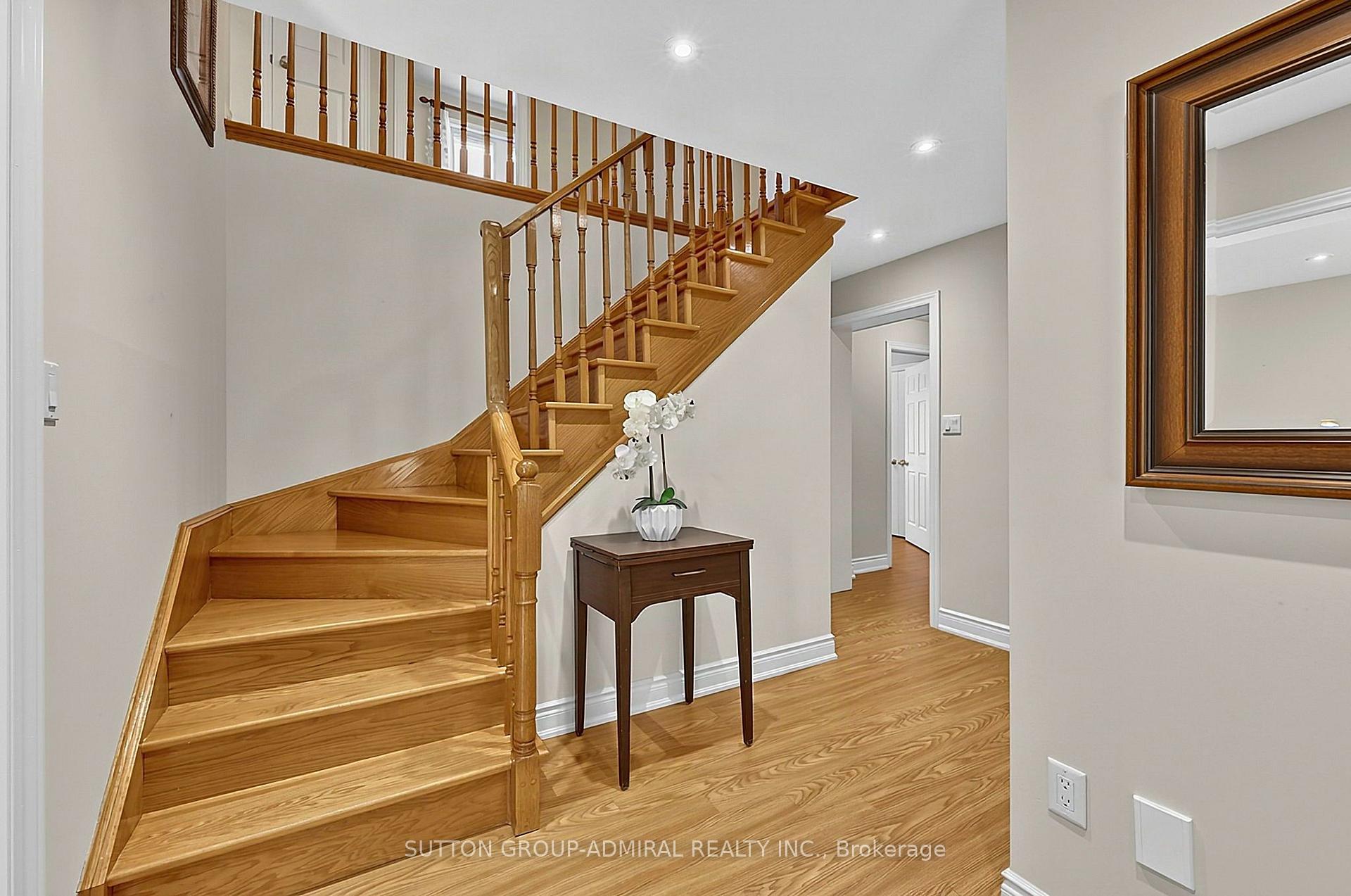 Photo 6 of 20 Goodfellow Crescent, Caledon, Bolton North — HOMEH