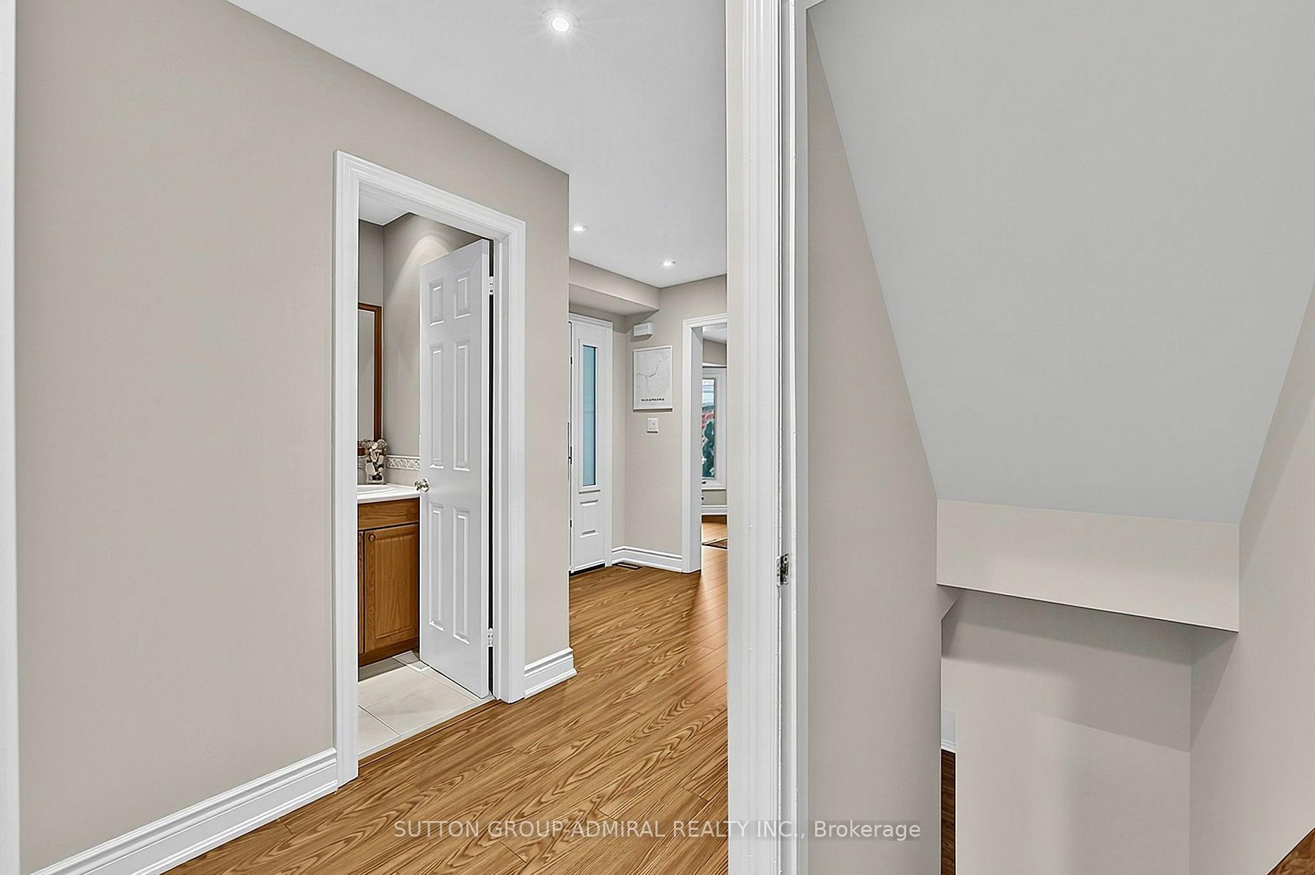 Photo 7 of 20 Goodfellow Crescent, Caledon, Bolton North — HOMEH