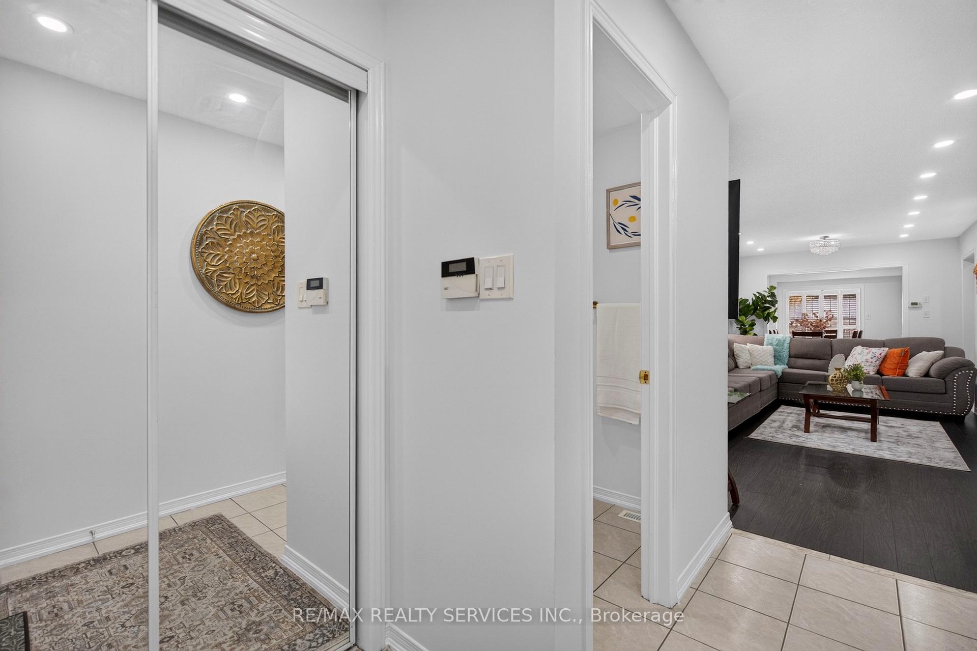 Photo 10 of 115 Passfield Trail, Brampton, Bram East — HOMEH