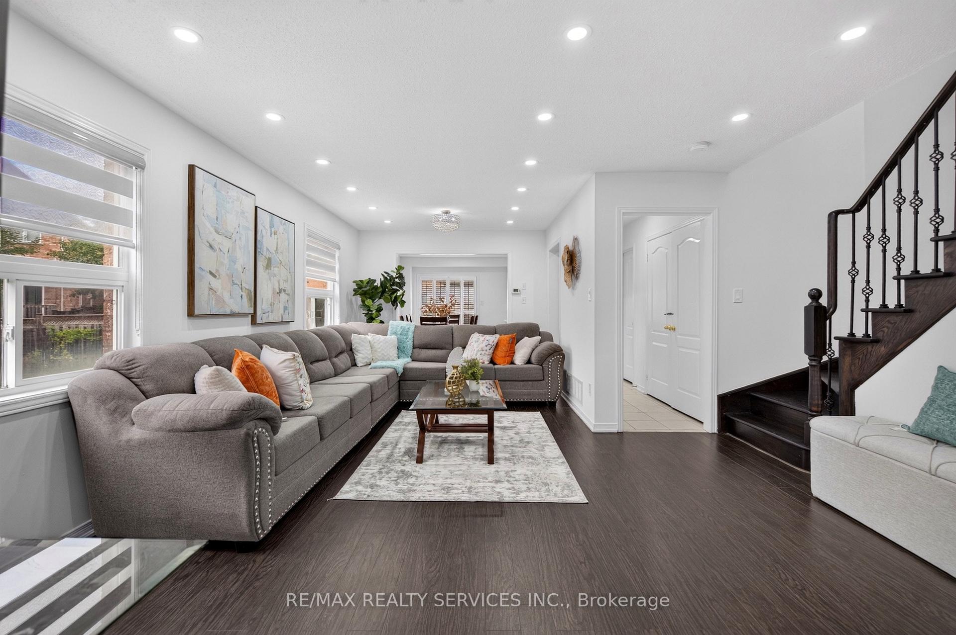 Photo 11 of 115 Passfield Trail, Brampton, Bram East — HOMEH