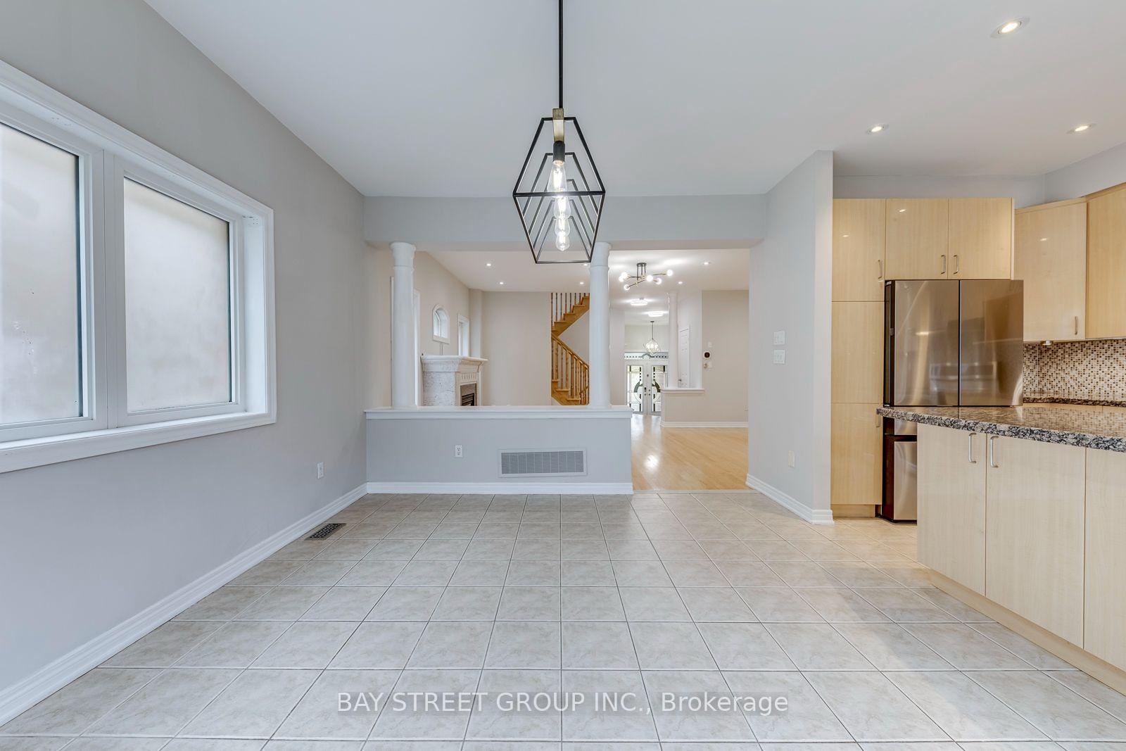 Photo 16 of 2455 Felhaber Crescent, Oakville, Joshua Creek — HOMEH