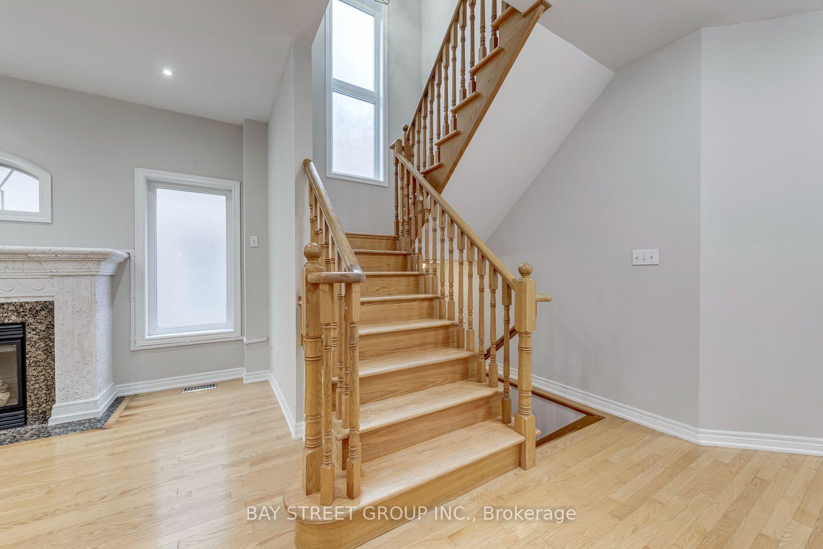Photo 24 of 2455 Felhaber Crescent, Oakville, Joshua Creek — HOMEH