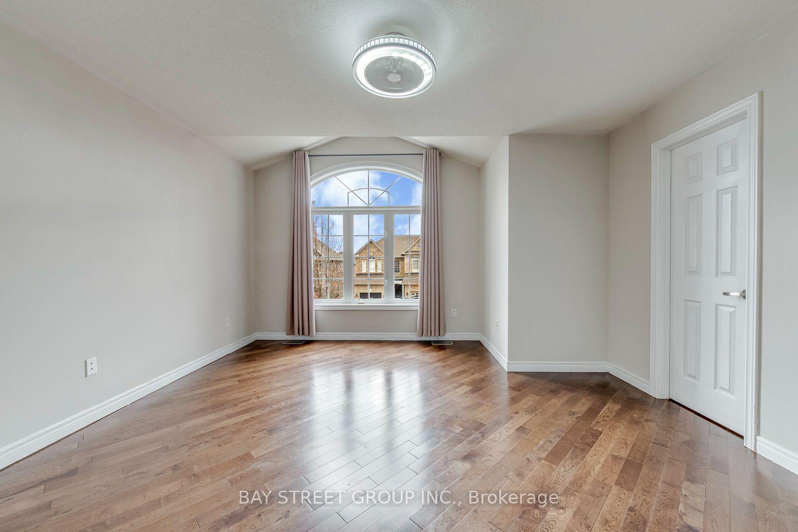 Photo 31 of 2455 Felhaber Crescent, Oakville, Joshua Creek — HOMEH