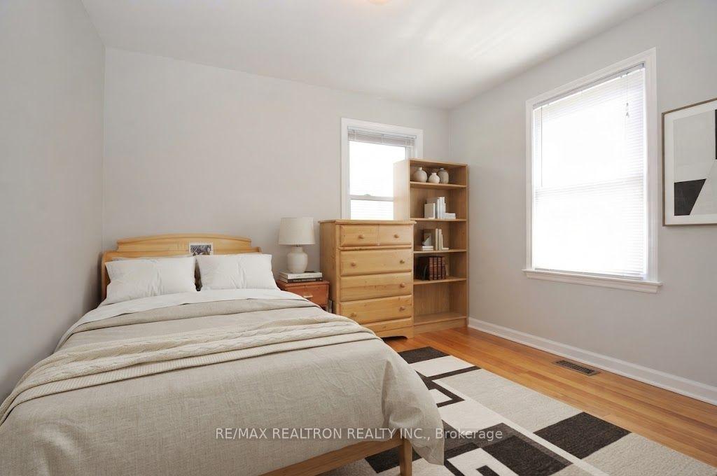 Photo 13 of 72 Hounslow Avenue, North York, Willowdale West — HOMEH