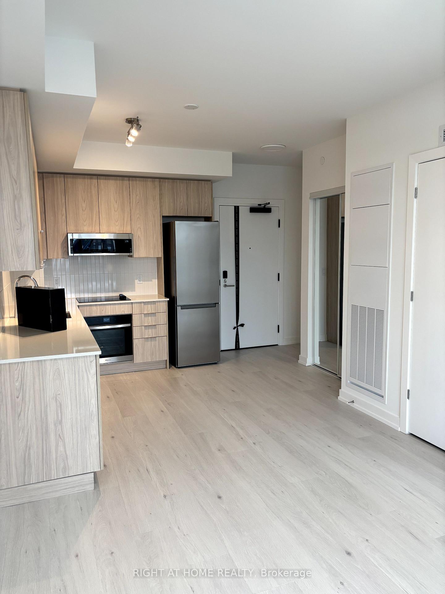 Photo of Unit 318, 2501 Saw Whet Boulevard