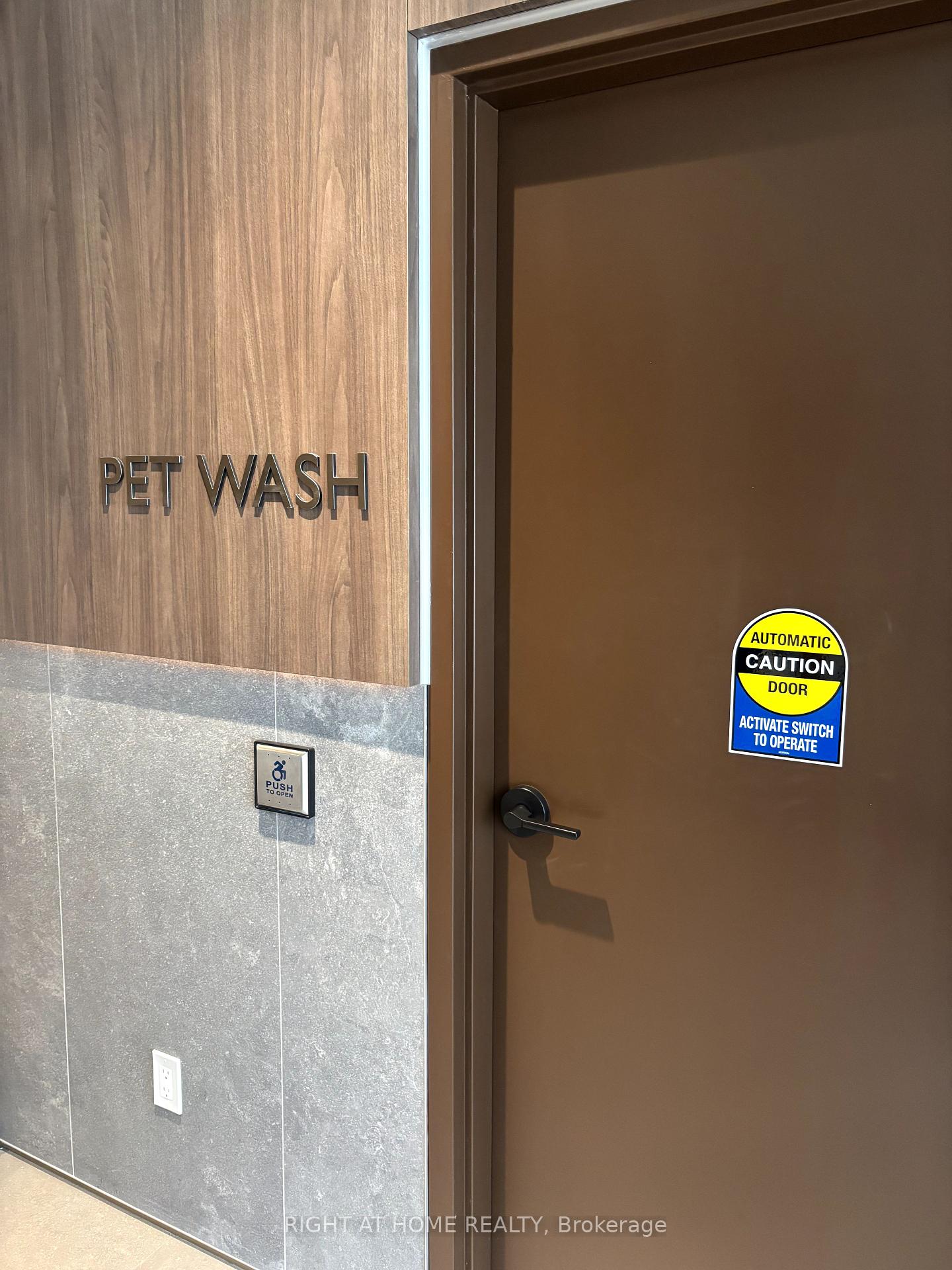 Photo 17 of Unit 318, 2501 Saw Whet Boulevard, Oakville, Glen Abbey — HOMEH