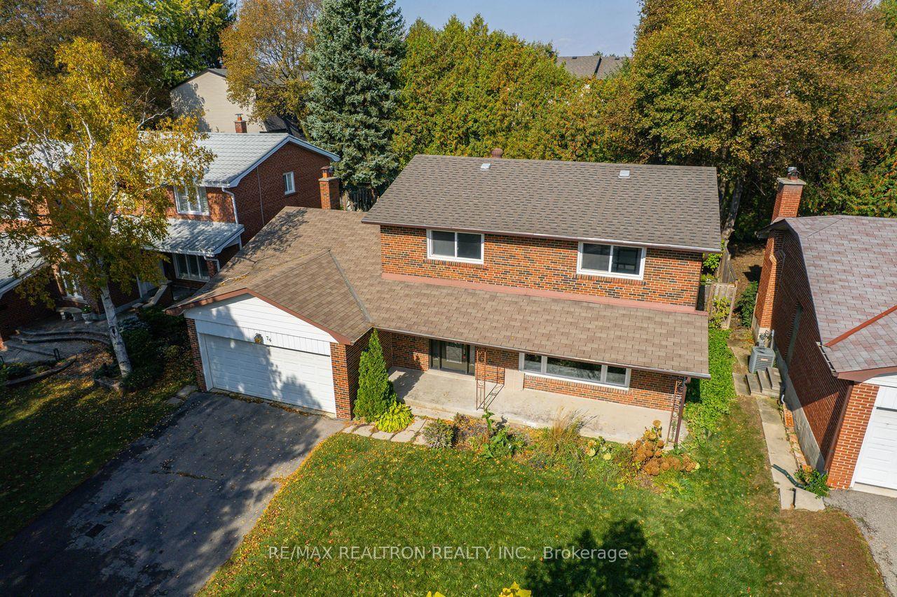 Photo 2 of 74 Aspenwood Drive, North York, Hillcrest Village — HOMEH