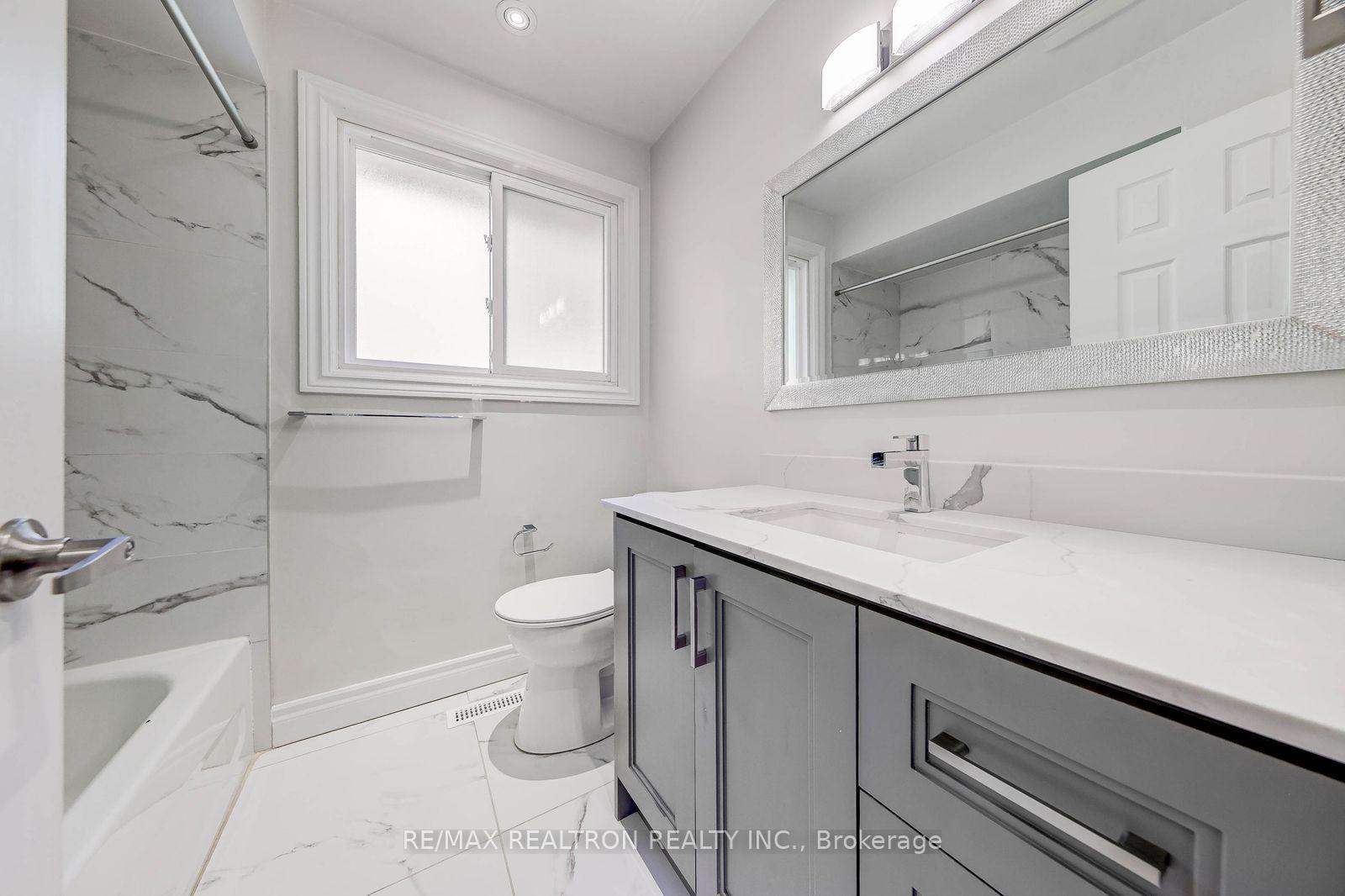 Photo 22 of 74 Aspenwood Drive, North York, Hillcrest Village — HOMEH