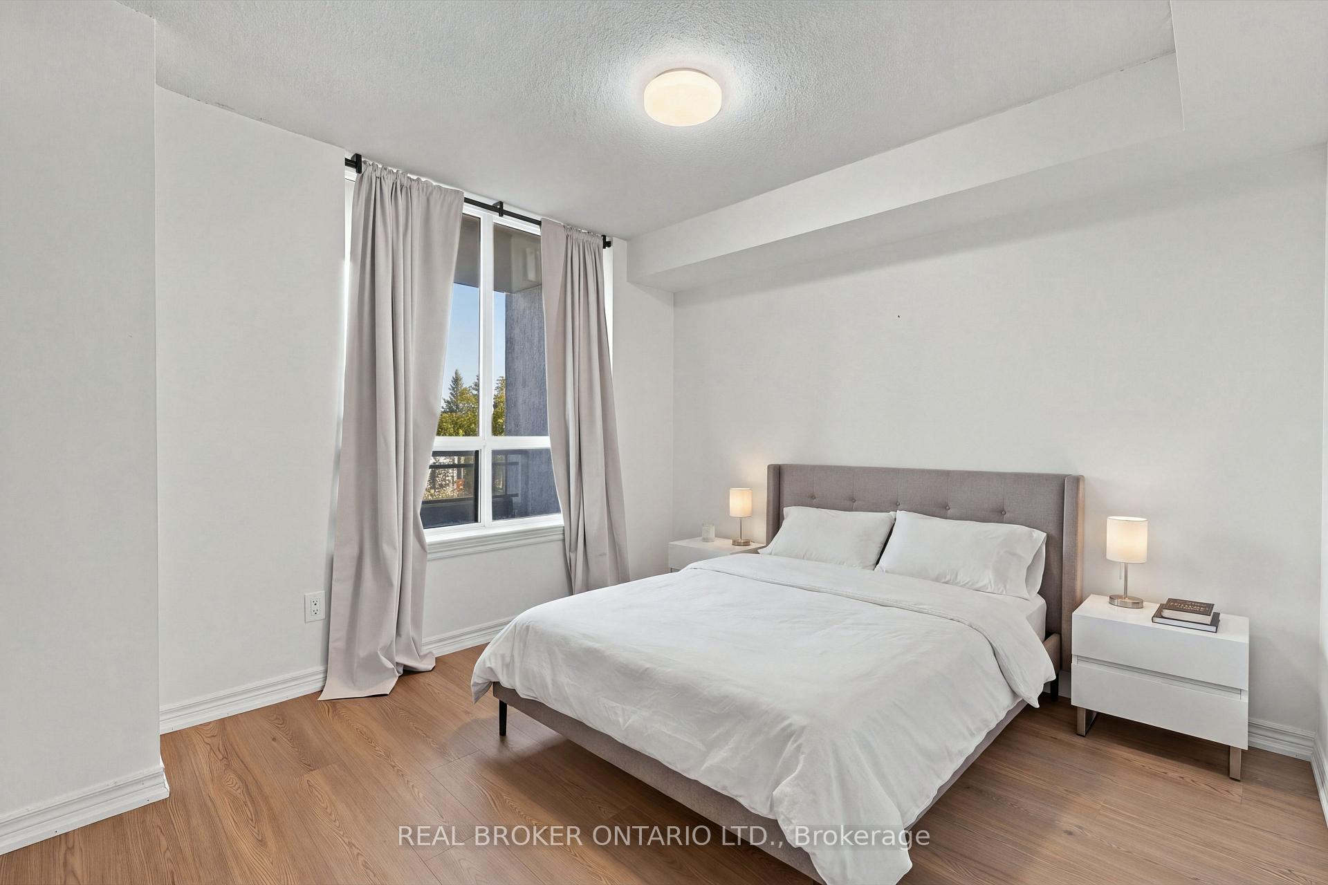 Photo 6 of Unit 205, 1700 Eglinton Avenue E, North York, Victoria Village — HOMEH