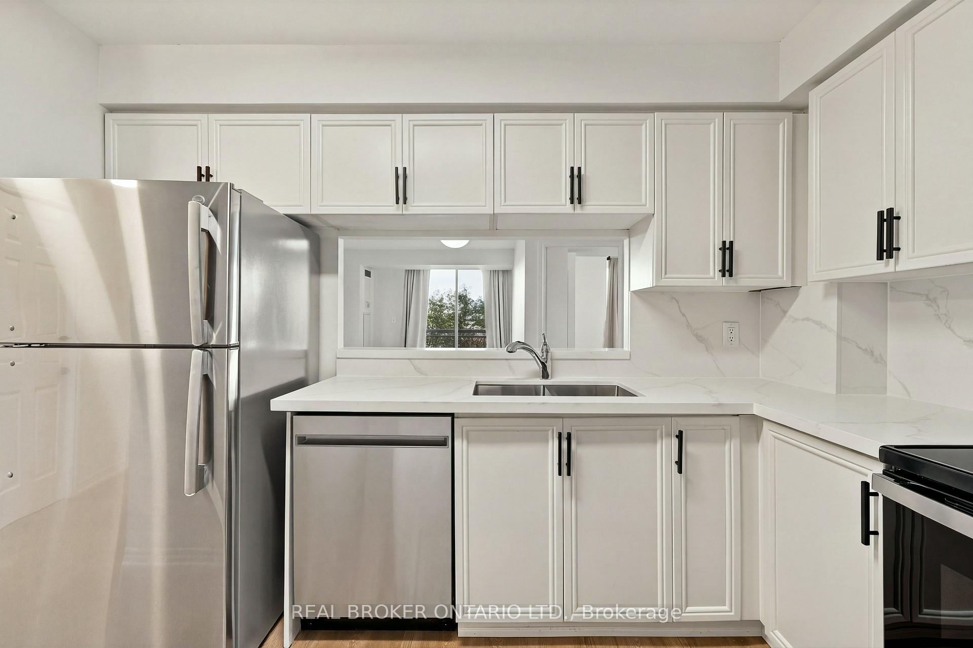 Photo 9 of Unit 205, 1700 Eglinton Avenue E, North York, Victoria Village — HOMEH