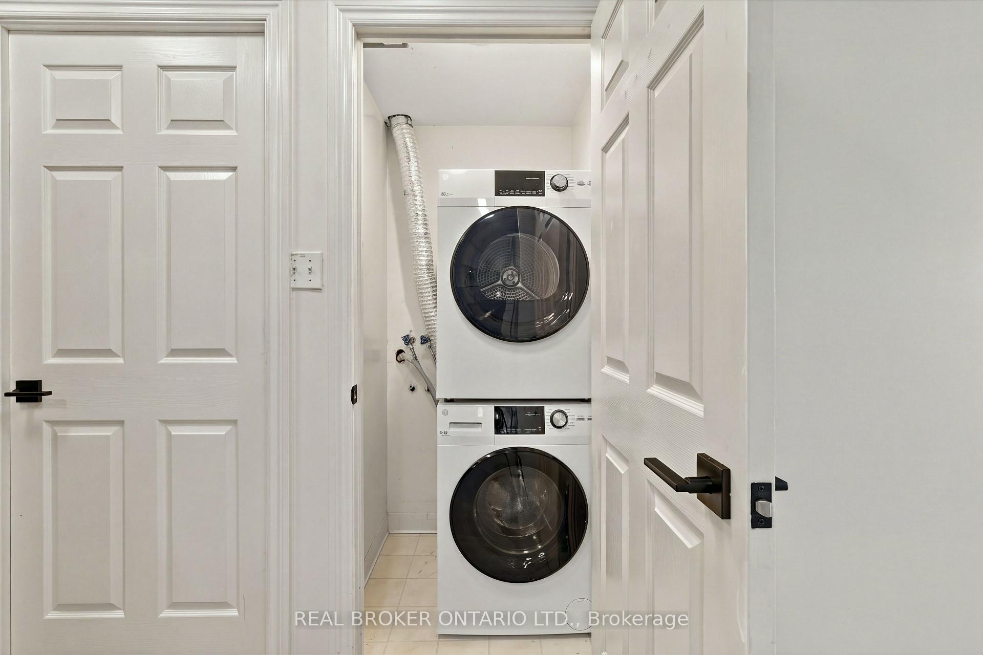 Photo 10 of Unit 205, 1700 Eglinton Avenue E, North York, Victoria Village — HOMEH