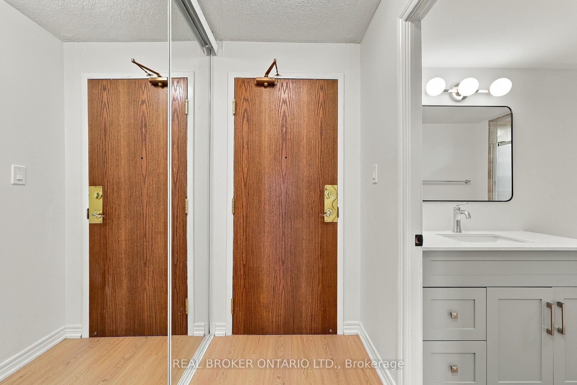 Photo 13 of Unit 205, 1700 Eglinton Avenue E, North York, Victoria Village — HOMEH