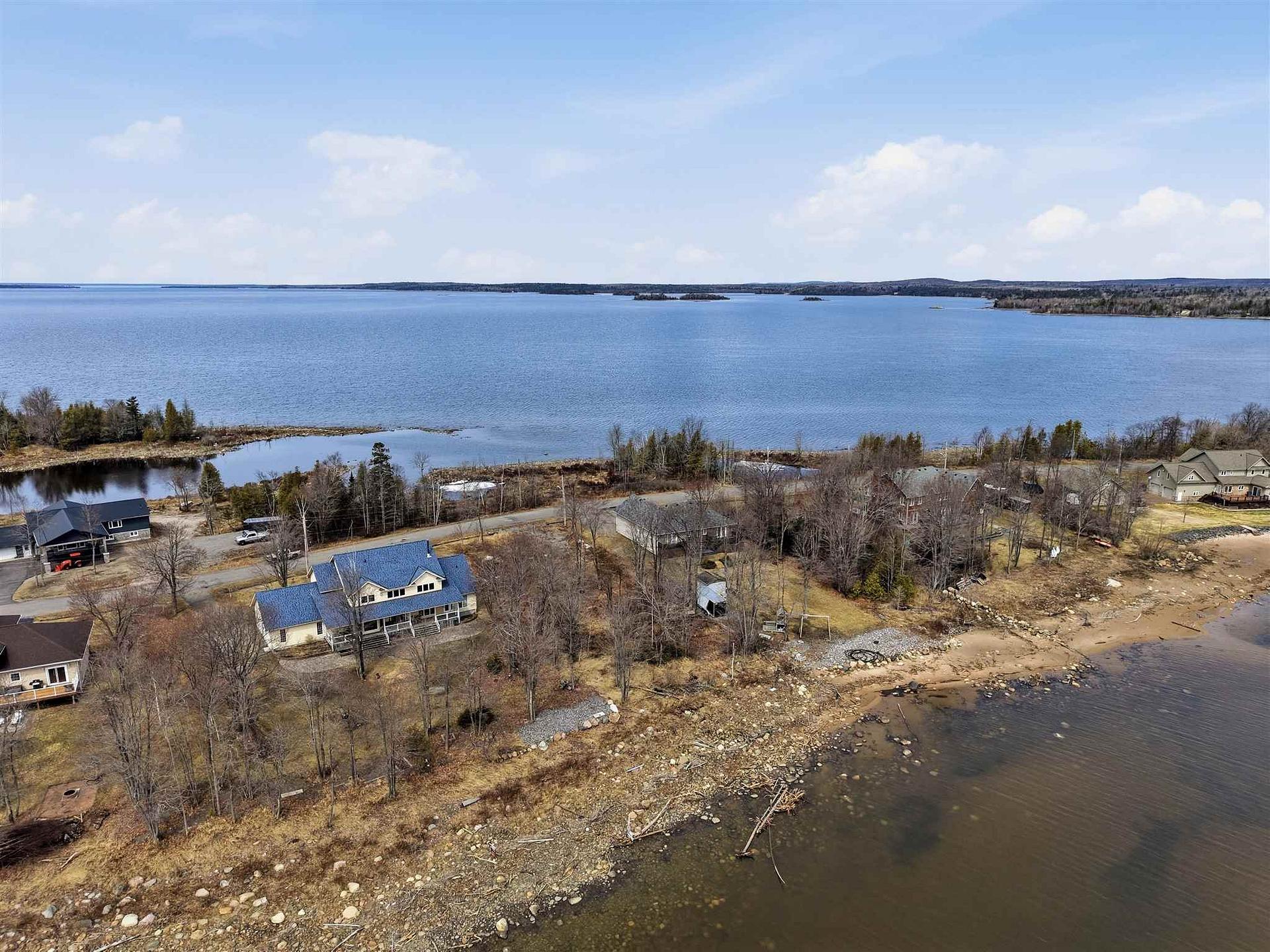 Photo 6 of 19 Lighthouse Point Drive, Thessalon — HOMEH