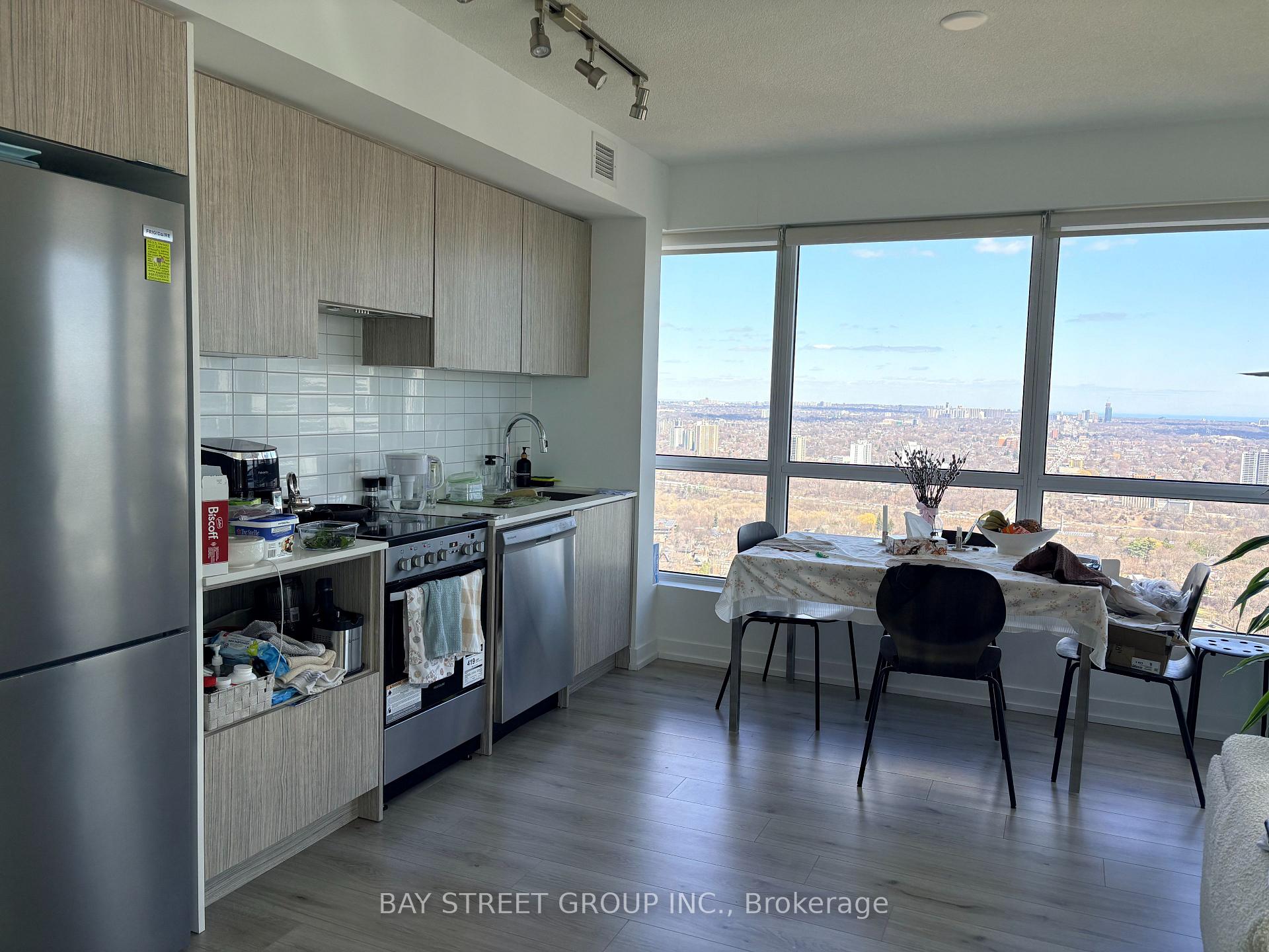 Photo 3 of Unit 4010, 395 Bloor Street E, Toronto, North St. James Town — HOMEH
