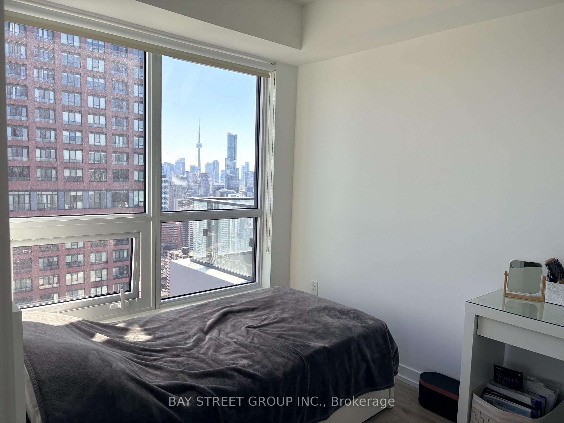 Photo 5 of Unit 4010, 395 Bloor Street E, Toronto, North St. James Town — HOMEH