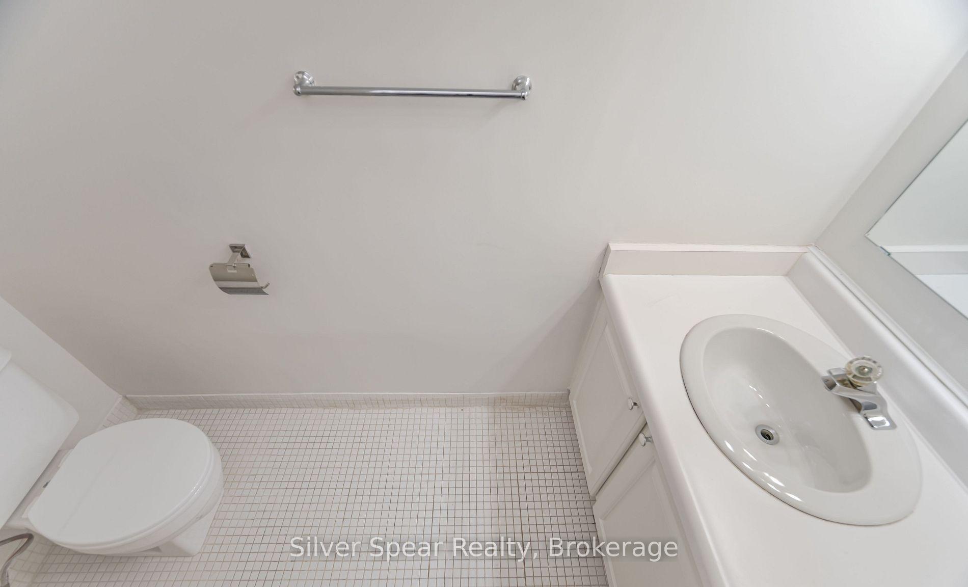 Photo 11 of Unit 901, 2323 Confederation Parkway, Mississauga, Cooksville — HOMEH